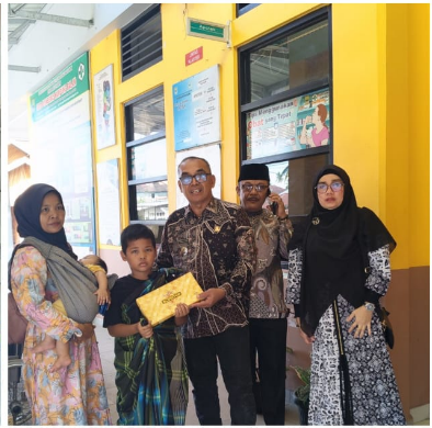 Sunat Gratis  bagi keluarga yg tidak mampu yang difasilitasi  oleh BAZNAS Kabupaten Padang Pariaman  kerjasama dengan puskesmas kampung Dalam